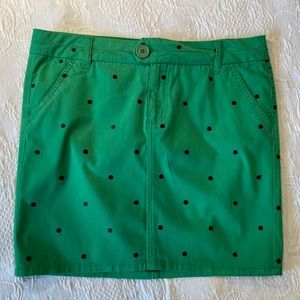 Fun kelly green Telluride Clothing Co. skirt with navy polka dots, size 10
